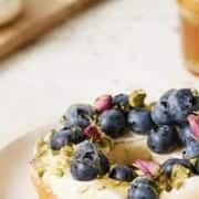 Bagels with Vanilla Bean Cream Cheese & Blueberries
